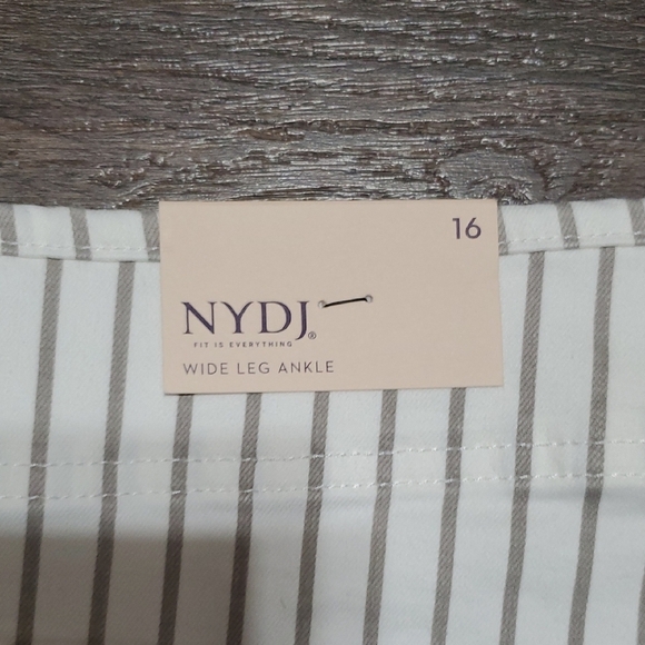 NYDJ Teresa White Striped Tan Ankle Cropped Wide leg Jeans Design - Picture 11 of 12